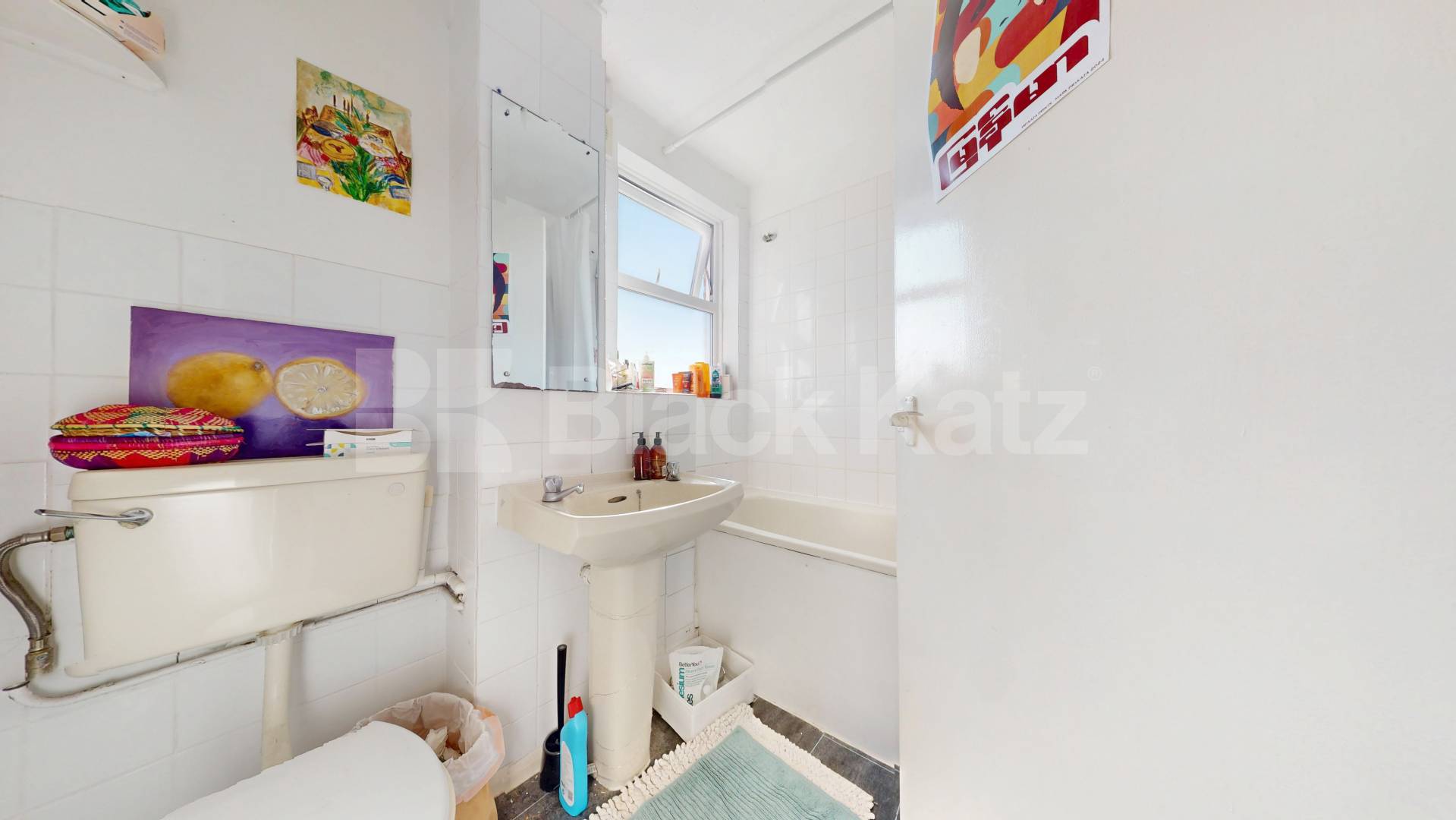 Fantastic two bed located within mins to Camden & Kings Cross Barker Drive, Camden